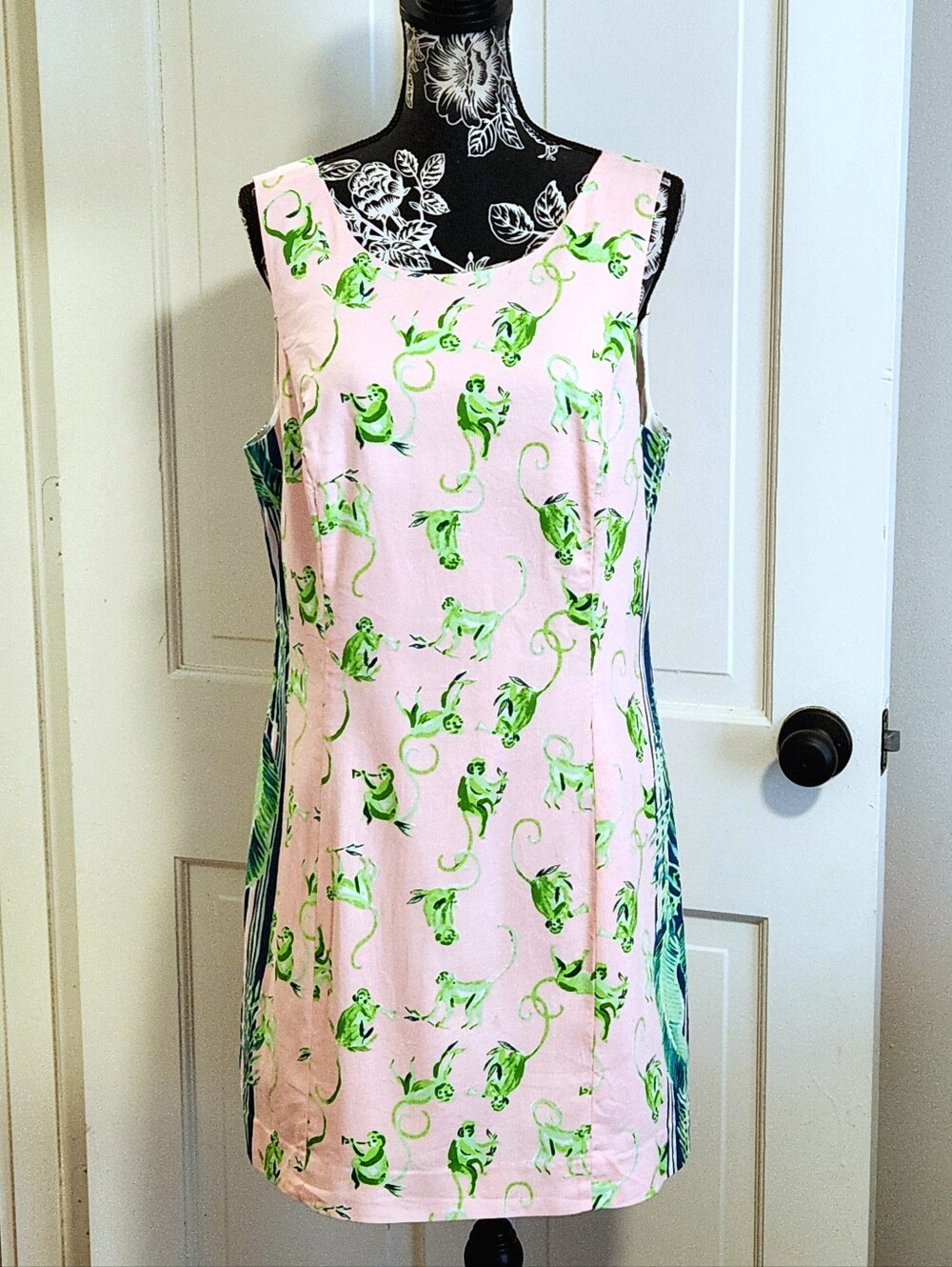 🐒VERY HTF Lilly Pulitzer🐒 - Mila Stretch Shift Dress